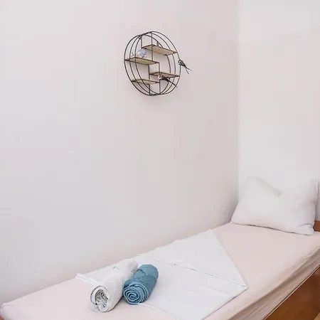 Vikeli Apartment Trogir Exterior photo