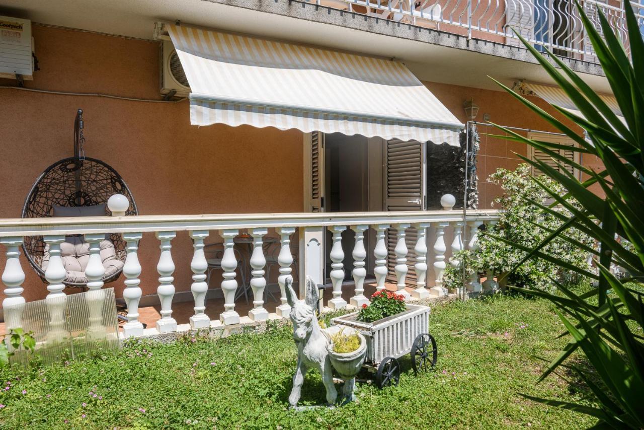 Vikeli Apartment