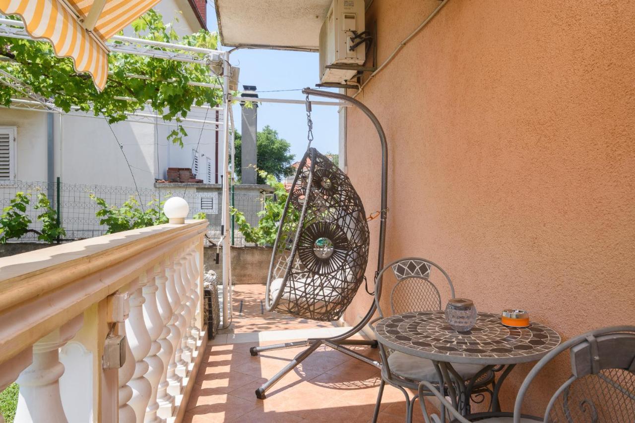 Vikeli Apartment *