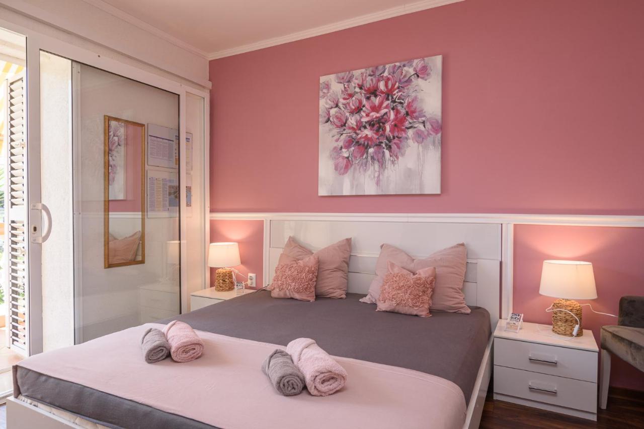 Vikeli Apartment Trogir